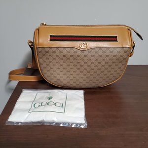 SOLD🎄 Vintage Gucci Micro GG Crossbody Bag/Shoulder Bag with Original Dust Bag